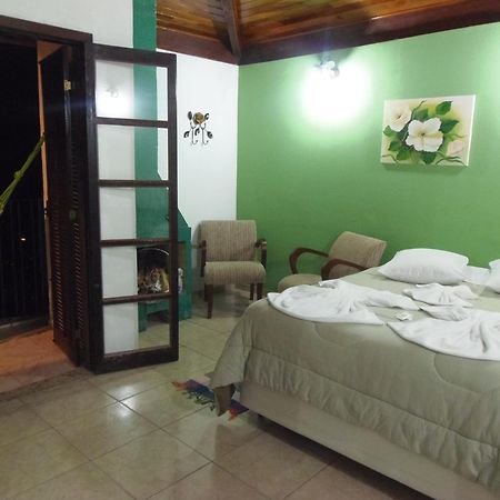 Pousada Vista Verde Cunha Bilik gambar