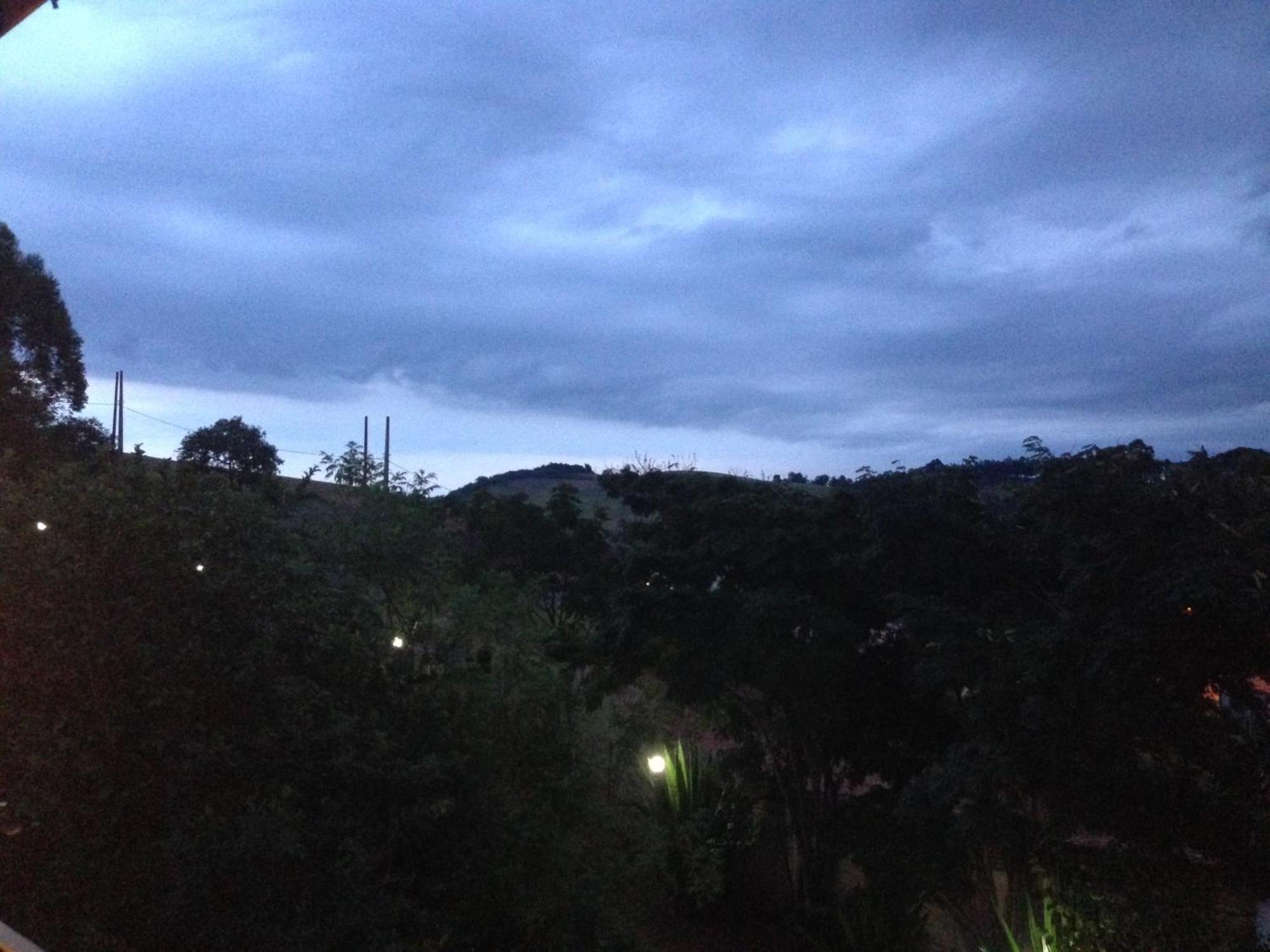 Pousada Vista Verde Cunha Bilik gambar