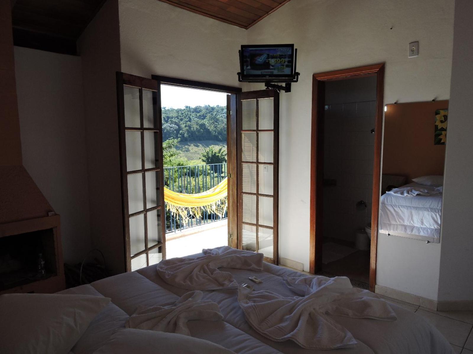Pousada Vista Verde Cunha Bilik gambar