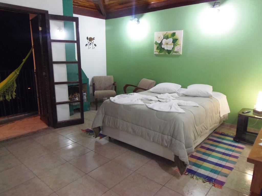 Pousada Vista Verde Cunha Bilik gambar